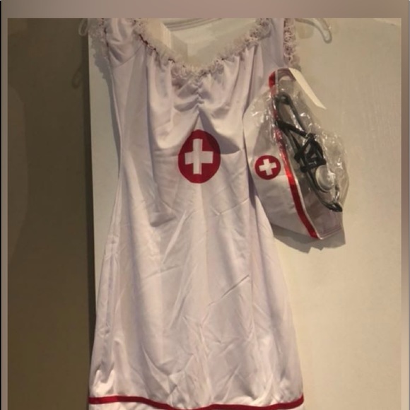 Nurse costume - Picture 2 of 4